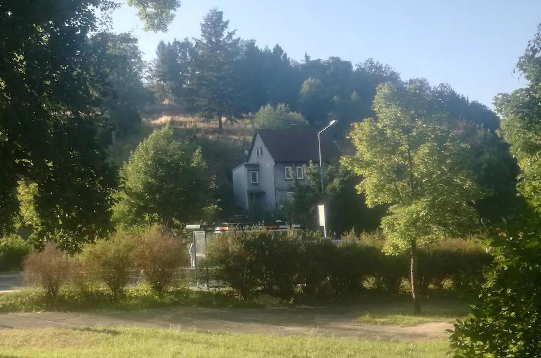 Suhl - Ihre Erholsame Arbeiterwohnung In Zentrumnaehe Buitenkant foto